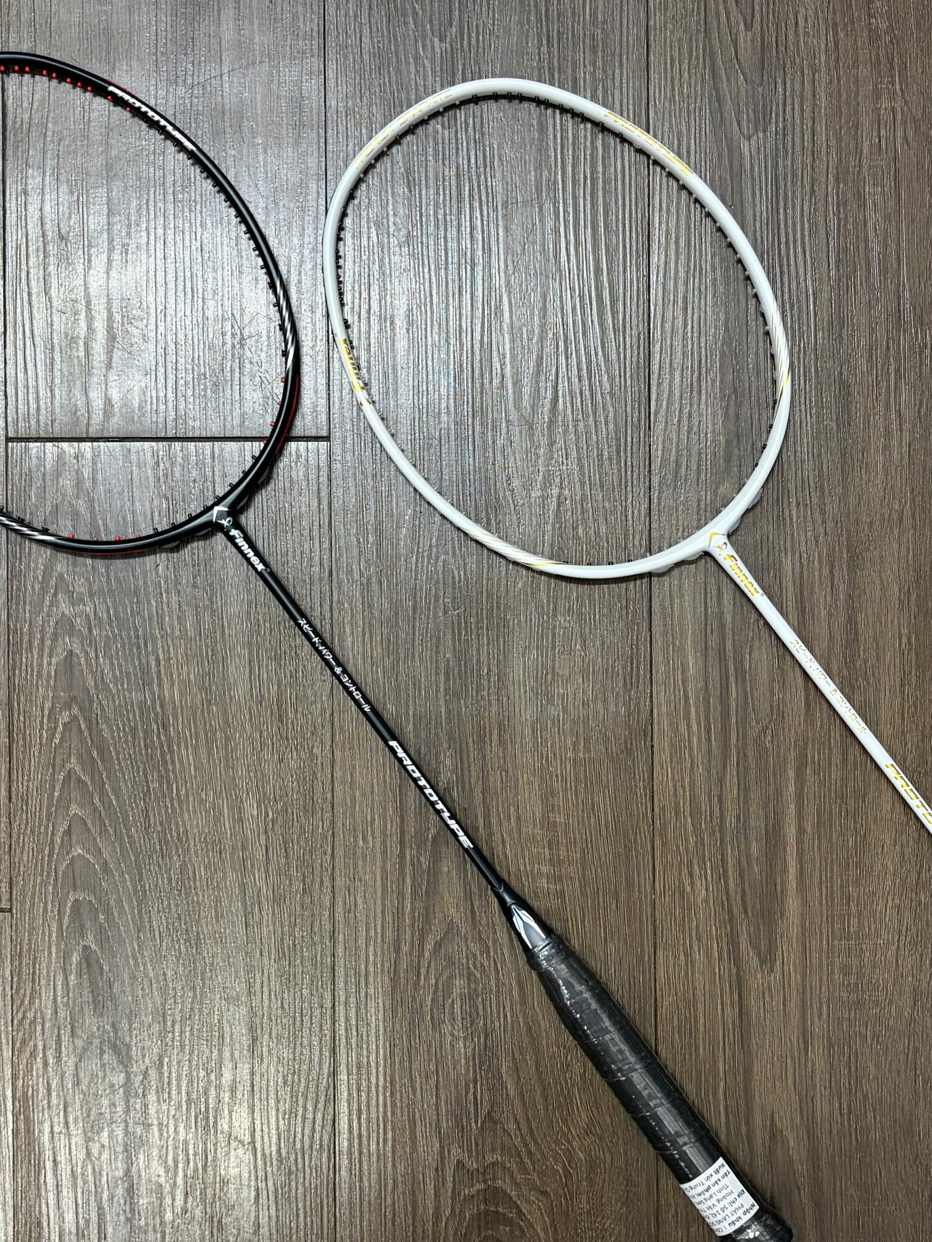 Vợt cầu lông Finnex Prototype ZF2 (2016) - đen & trắng